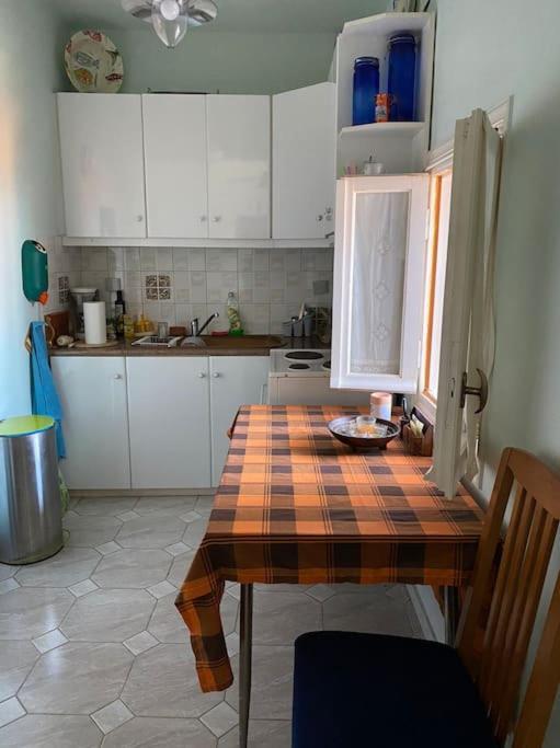 הוילה Ioulis The House Of Grandma Zinios מראה חיצוני תמונה