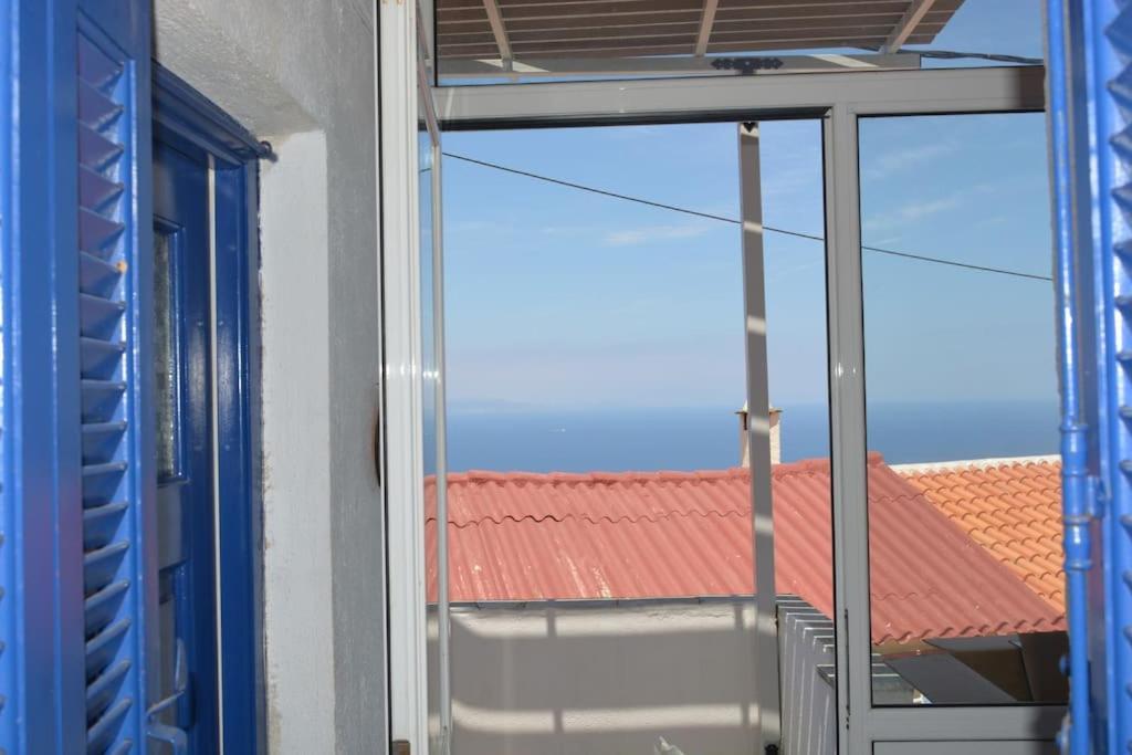 הוילה Ioulis The House Of Grandma Zinios מראה חיצוני תמונה